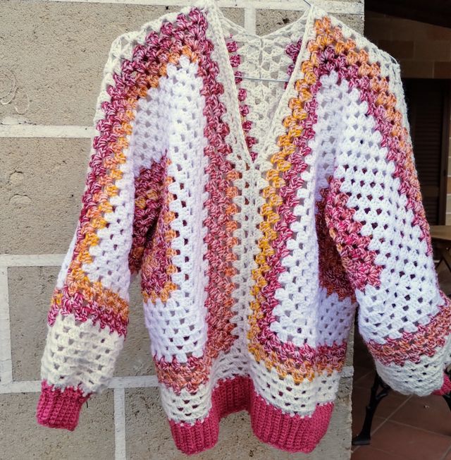 Maglione pullover handmade uncinetto