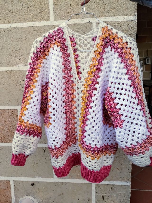 Maglione pullover handmade uncinetto