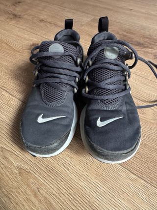 Nike Zapatillas niño Presto Gris talla 36