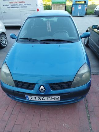Renault Clio 2003