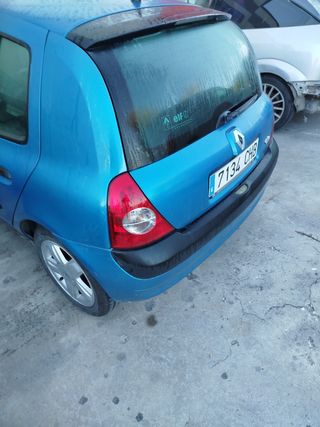 Renault Clio 2003