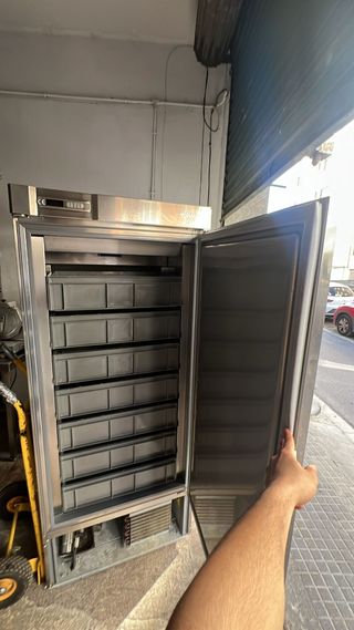 631213000 congelador industrial