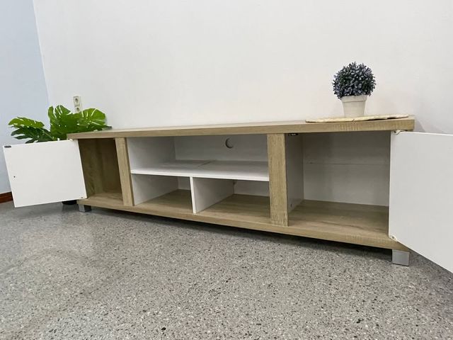 Mobili TV di ultima generazione in contrassegno