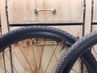 Ruedas carbono tub. CX Disc