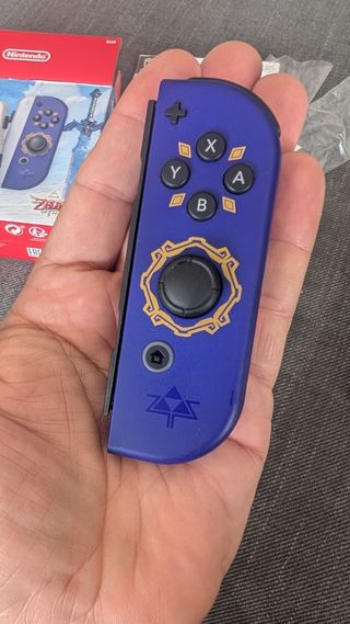 Nintendo Switch joycons Zelda skywardsword