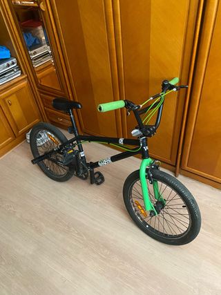 Bicicleta BMX