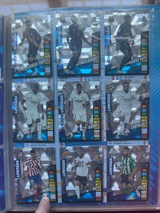 Album “semicompleto” Adrenalyn 22/23