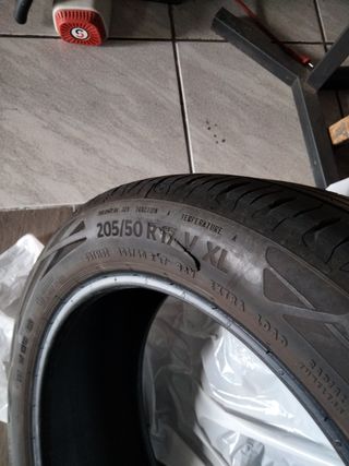 Neumático Renault Megane