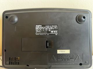 Radio despertador sanyo modelo rm5080
