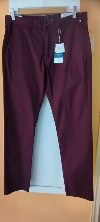 PANTALON CHINO 42 NUEVO