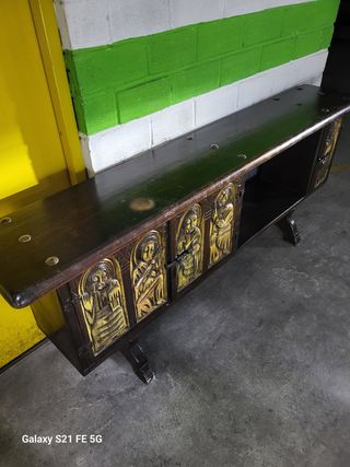 Mueble rustico  para television.