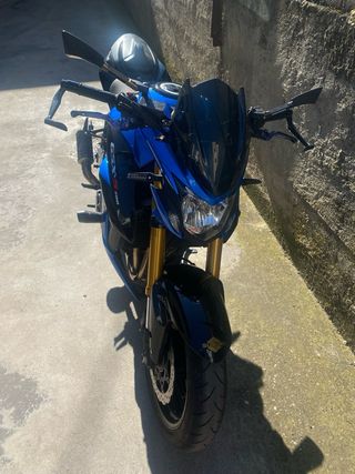Suzuki gsx s750