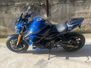 Suzuki gsx s750
