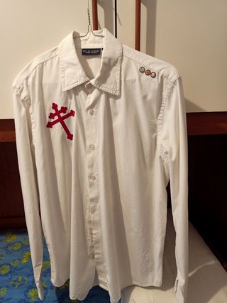 2 camicie uomo particolari