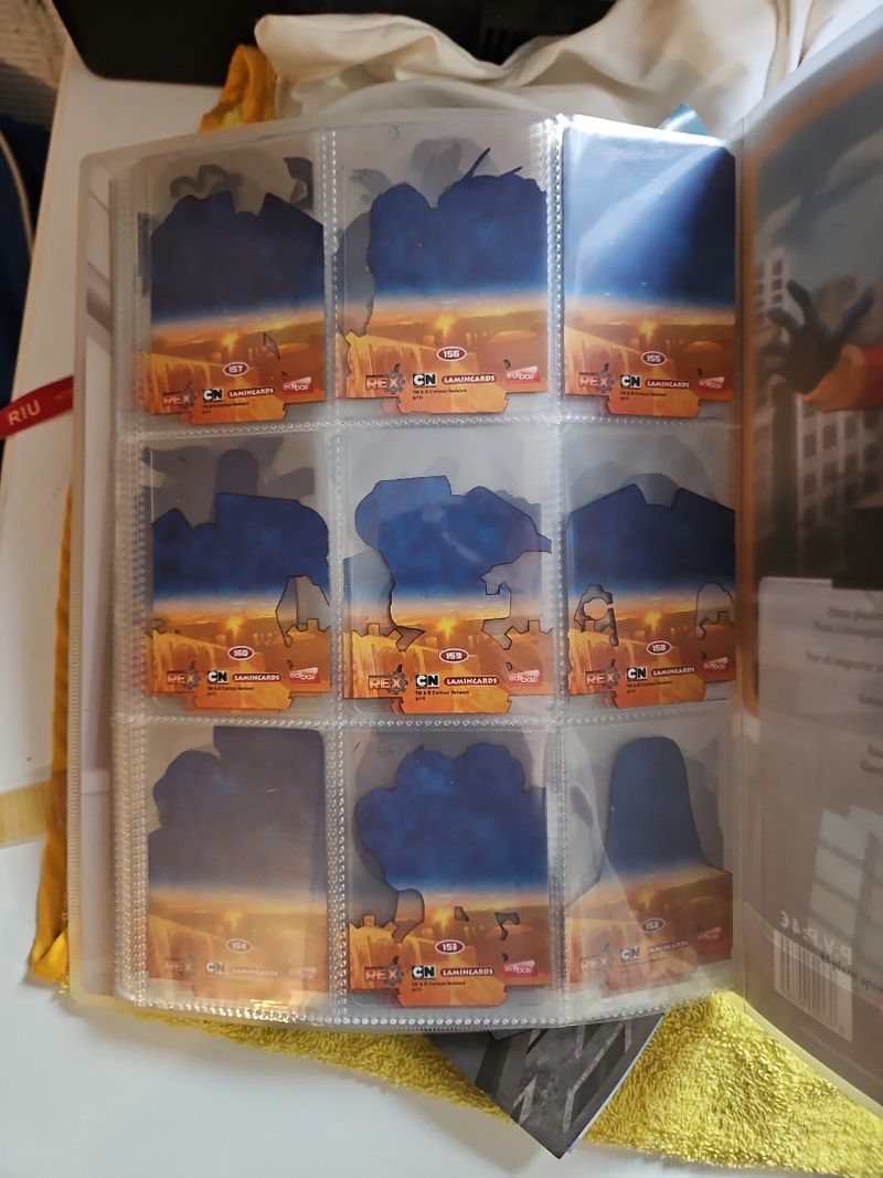 ALBUM GENERATOR REX MUNDICROMO de segunda mano por 75 EUR en Santurtzi en  WALLAPOP, image size:800x1067