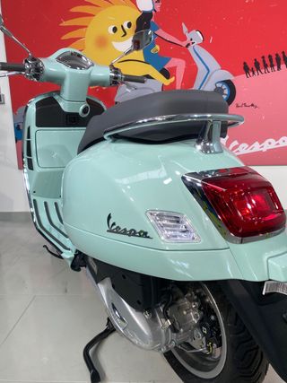 Vespa GTS 125
