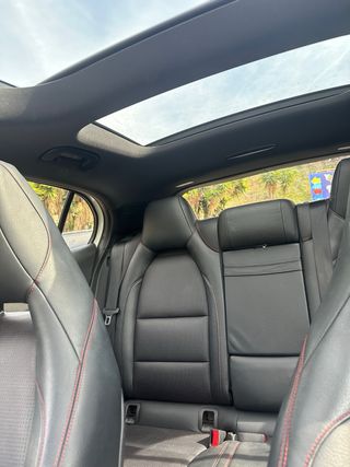 Mercedes-Benz GLA 2015