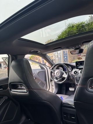 Mercedes-Benz GLA 2015