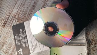 CD Najwa Nimri  Carefully