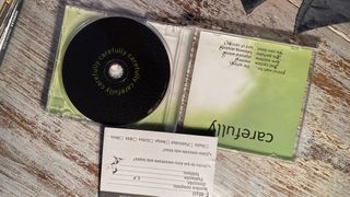 CD Najwa Nimri  Carefully