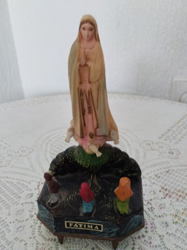 Decoración de la virgen de Fátima 