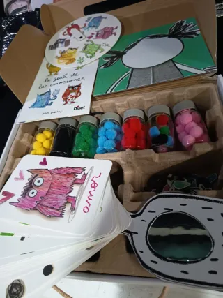 Juego el monstruo de colores