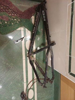 Cuadro aluminio 26 pulgadas