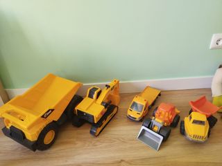 Lote de camiones de juguete