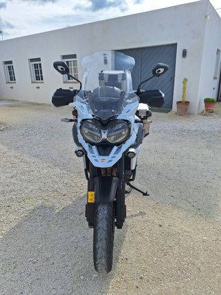 Triumph tiger 1200 alpine