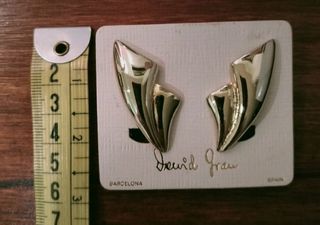 Pendientes dorados vintage David Grau. Barcelona