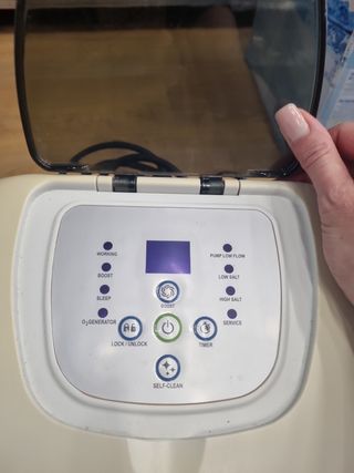 Sistema de coloracion y ozono para piscinas