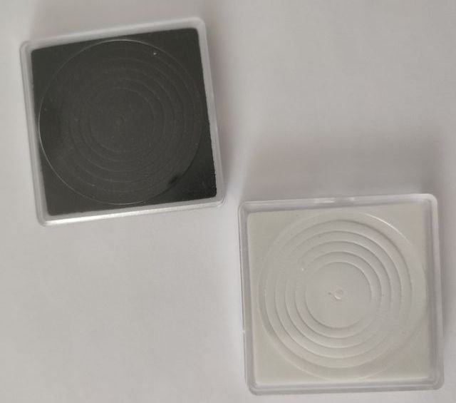 Capsule per monete con protezione