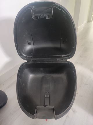Baúl y Soporte Moto SHAD SH 33