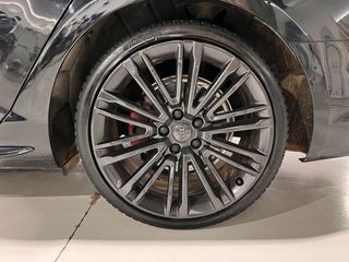 Audi A4 A4 Avant Black-Line 40 TDI 140kw Quattro