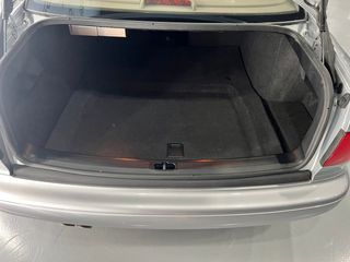 Audi A8 4.2 QUATTRO TIPTRONIC V8 340cv – SÓLO 49.000km