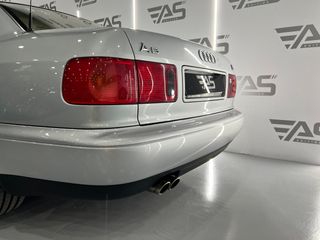 Audi A8 4.2 QUATTRO TIPTRONIC V8 340cv – SÓLO 49.000km