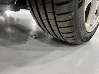 Audi A8 4.2 QUATTRO TIPTRONIC V8 340cv – SÓLO 49.000km