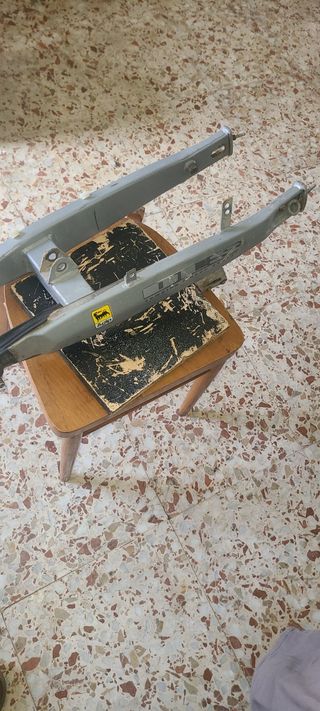 llanta delantera derbi