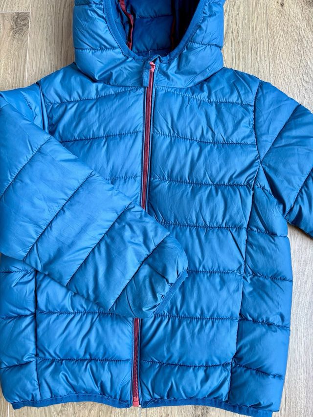 Plumas ultra ligero 7 años talla 128 CorteInglés