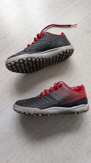 Zapatillas de fútbol talla 28