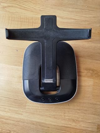 Soporte para iPad con altavoces