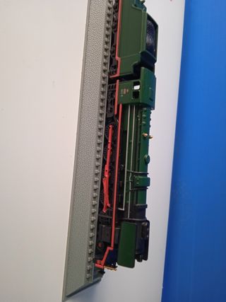 Locomotora Renfe 242 Confederación N