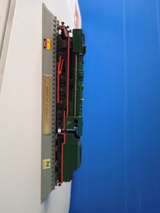 Locomotora Renfe 242 Confederación N