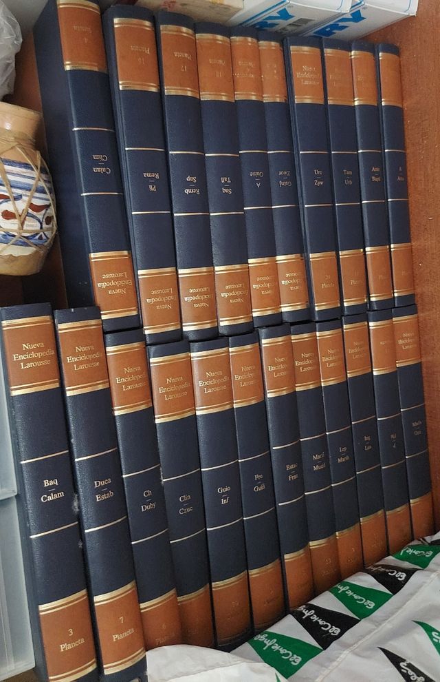 ENCICLOPEDIA LAROUSSE