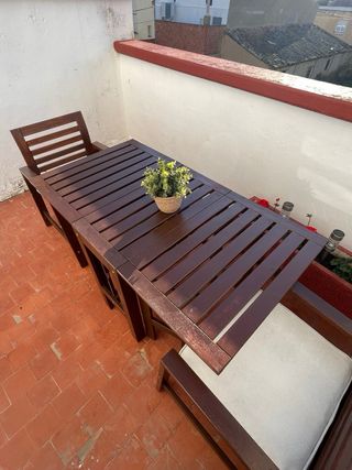 Conjunto terraza madera ikea.
