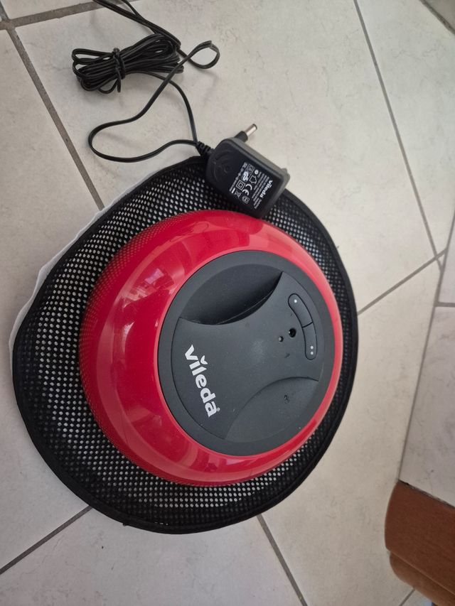 Robot Vileda raccoglie polvere per pavim