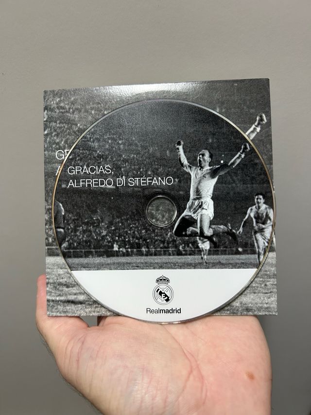 Lote CD Himno La Décima y DVD Di Stéfano