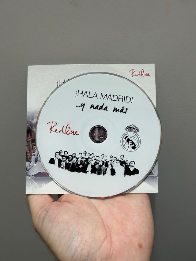 Lote CD Himno La Décima y DVD Di Stéfano