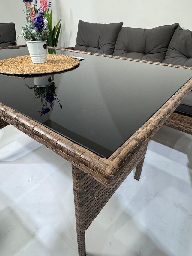 CONJUNTO DE TERRAZA O JARDIN