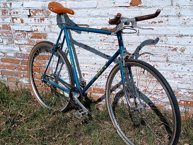 Bicicleta clásica GITANE.